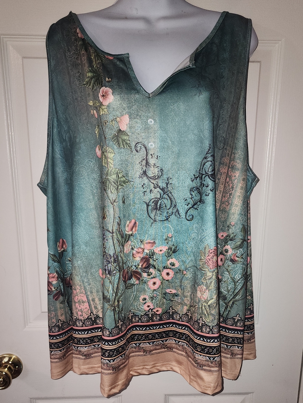 Floral Tunic in Blue & Pink Like New